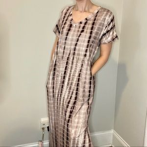 Maxi Dress with Pockets
